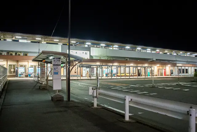 JR本八戸駅 北口 バスのりば